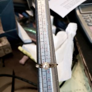 Vintage pearl & yellow gold ring